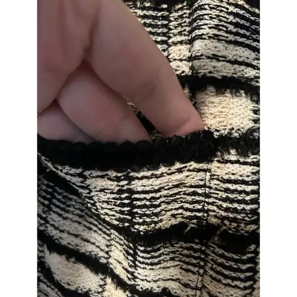BEAUTIFUL St John collection knit jacket black white gold suit blazer size 14 - Picture 6 of 10